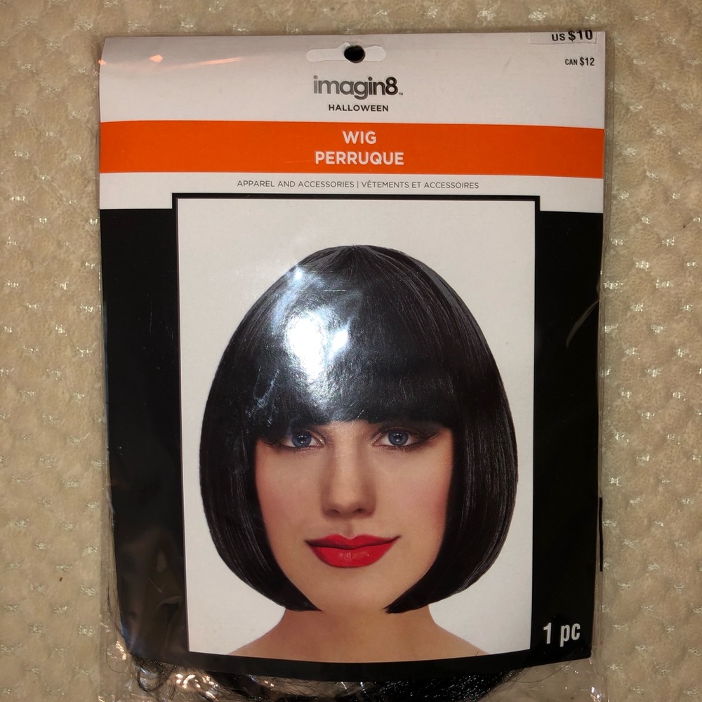 Costume wig bob cut